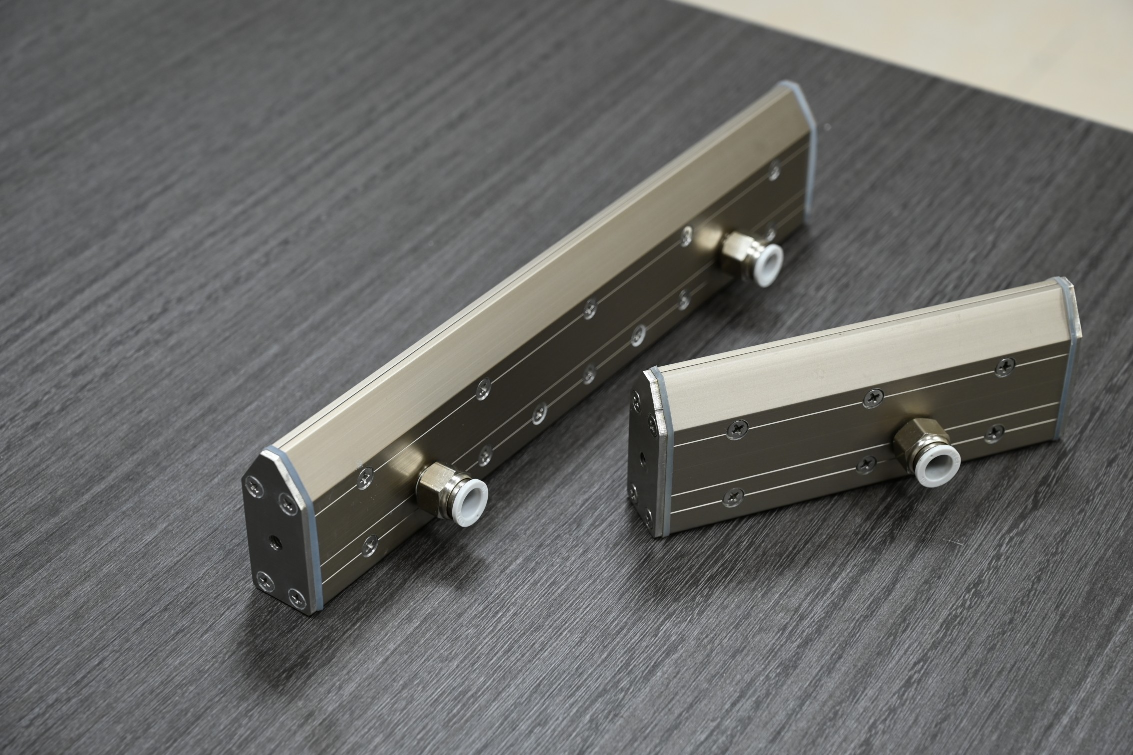 Knives Air Supersonic: terobosan ing reresik industri